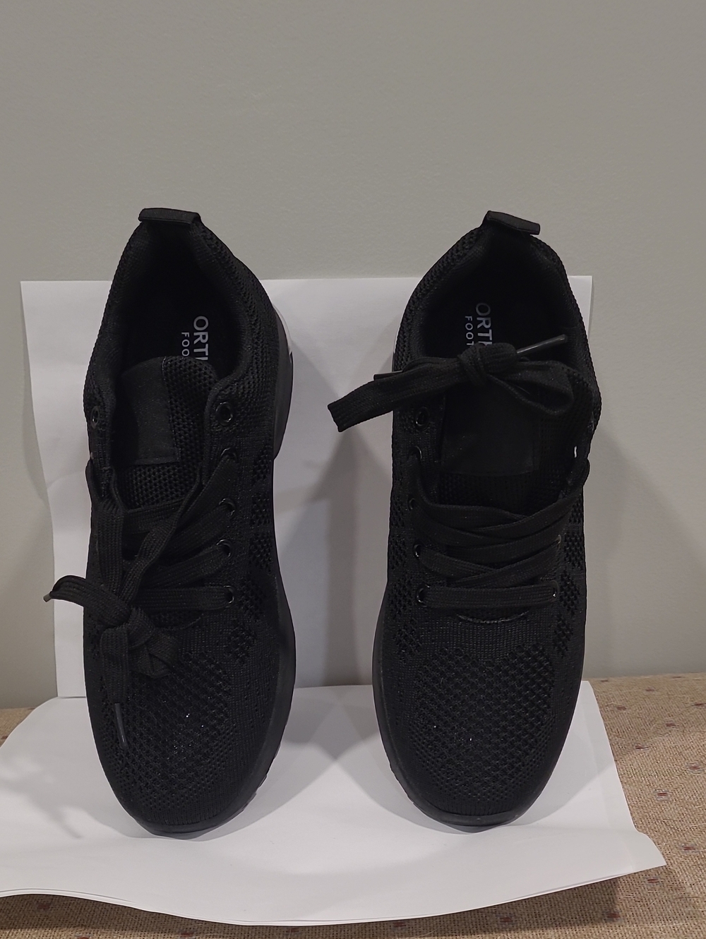 Black Women's Knit Lace-Up Sneakers